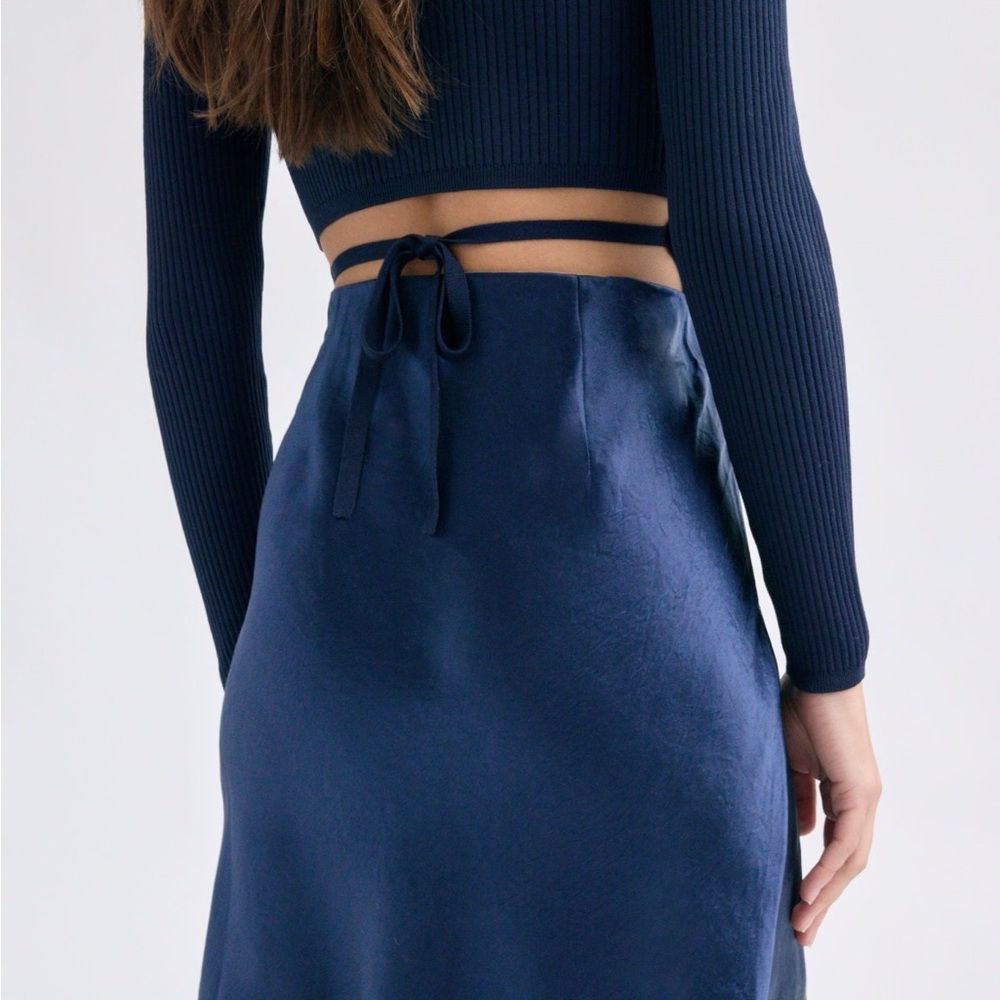 Babaton Blue Mini Slip Skirt - Picture 4 of 5